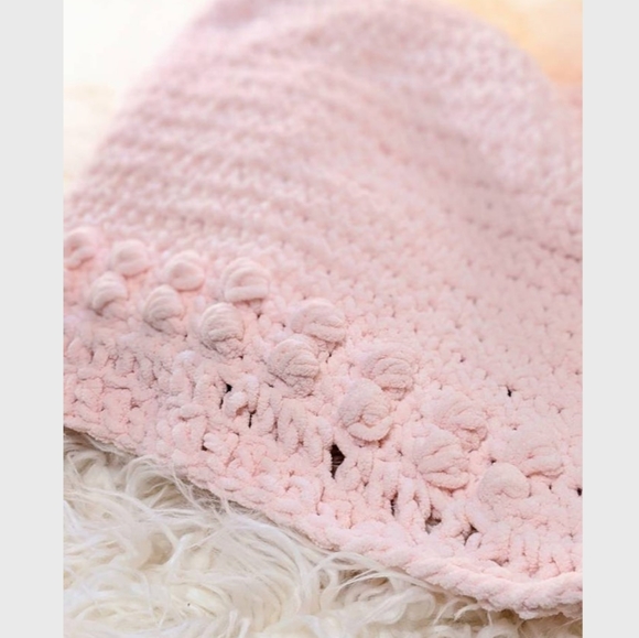 Blush Bobble Blanket - Picture 1 of 4